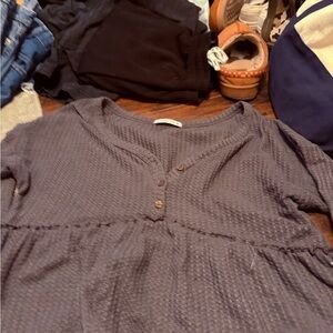 Wildflowers Gray Long Sleeve Top